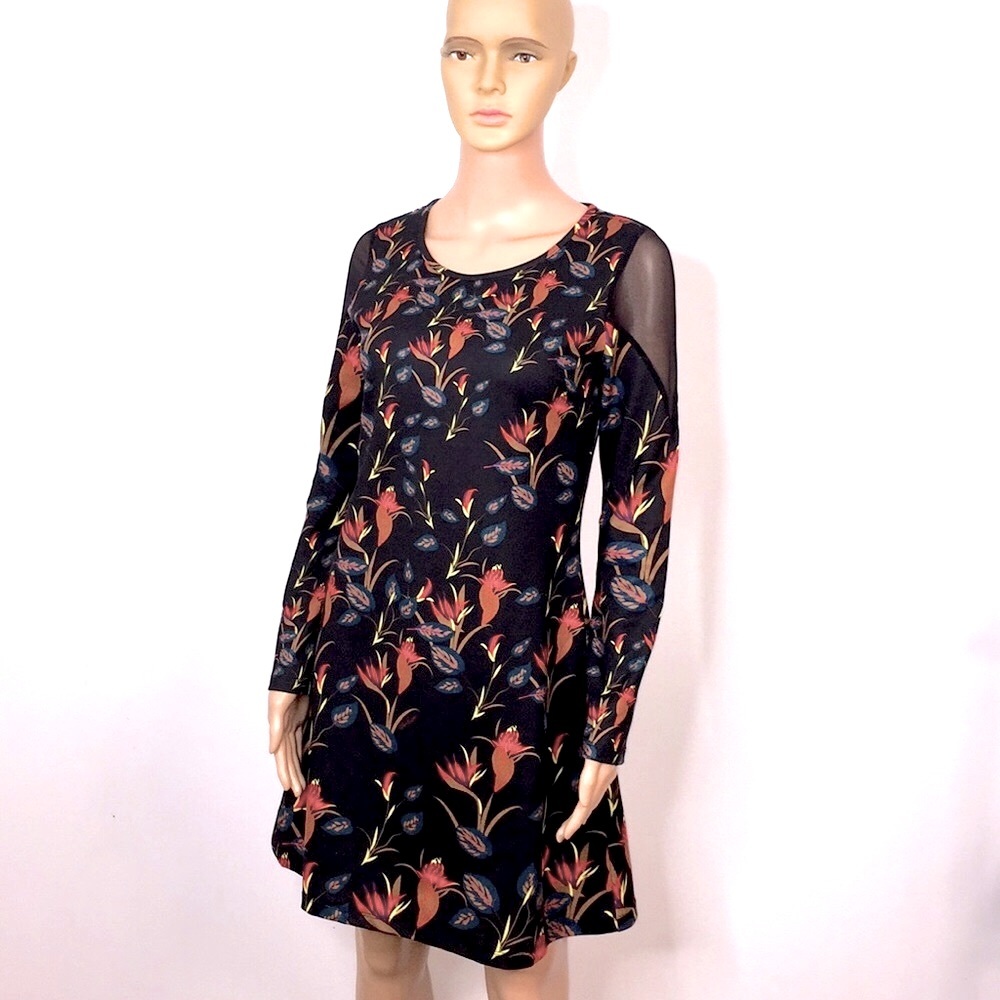 Save The Queen! Dress